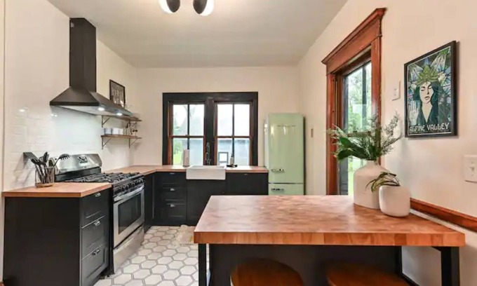 East Troy House | The Elmwood - Updated Historic Home in Village of East Troy