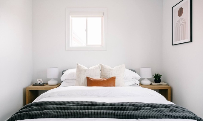 Fairbank House | The Elowen Room | Luxe Queen Bed
