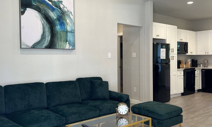 Wetmore House | The Emerald Haus in San Antonio by Randolph AFB. New home!