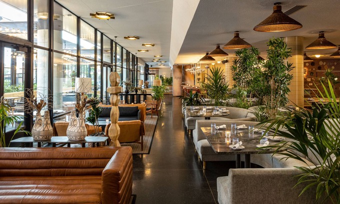 West Loop Hotel | The Emily Hotel