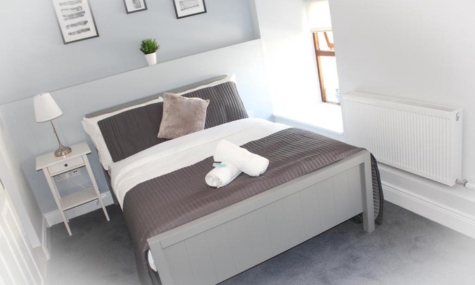 Enniskerry House | The Enniskerry Inn