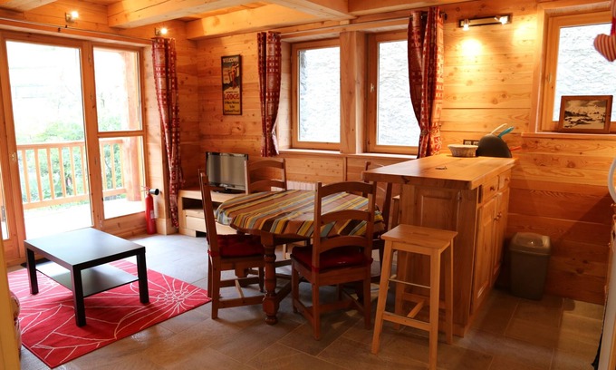 Villaroger Apartment | The eterlou, charming apt to Villaroger (Paradiski Les Arcs)