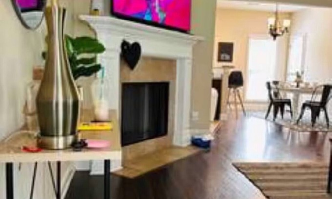 Gunter Afs House | The Executive Cozy Corner