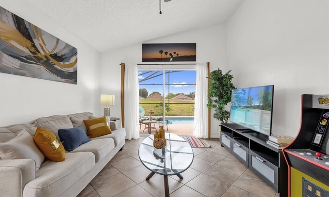 Florida Pines House | The Family Serenity Pineview Retreat home