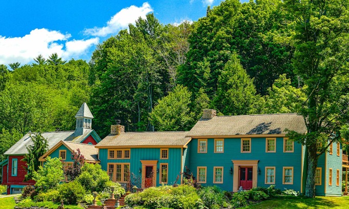 Franklin Springs House | The Farmhouse at Blueberry Brook