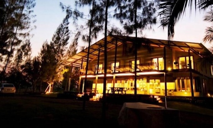 Na Chom Thian Hotel | The Farmhouse at Polo Escape