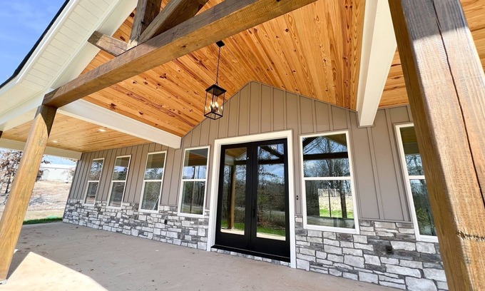 Ouachita Parish Other | The Farmhouse on 151