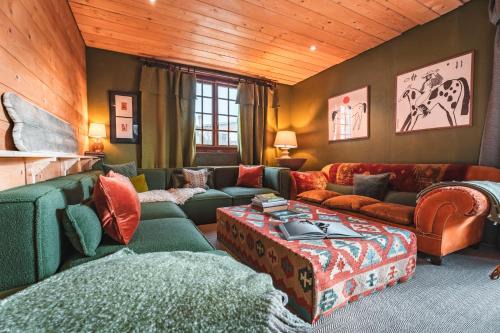 Montriond Cabin | The Fat Fox Lodge, Morzine