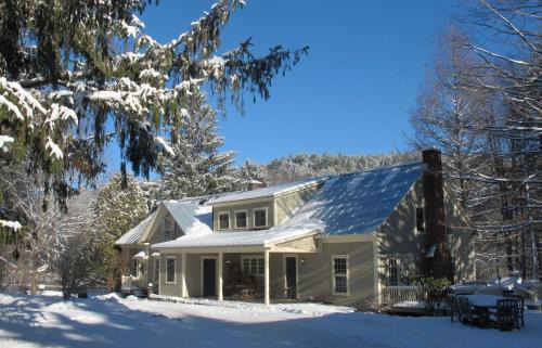 Waitsfield Bed & Breakfast | The Featherbed Inn & Nordic Spa