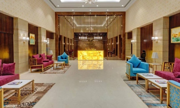 Satara Hotel | The Fern Residency Satara