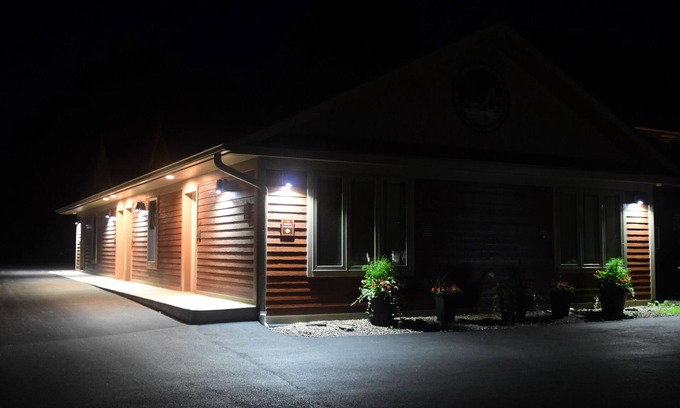 Eden House | The Fields of Eden Inn