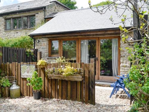 Ivybridge House | The Figgery