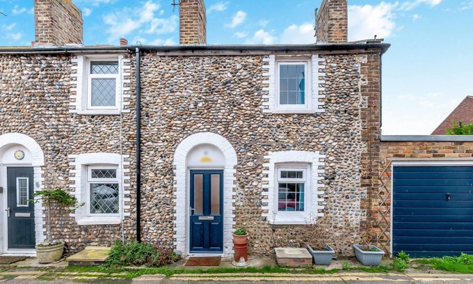 Birchington House | The Flint Cottages - Two Bedroom House, Sleeps 3