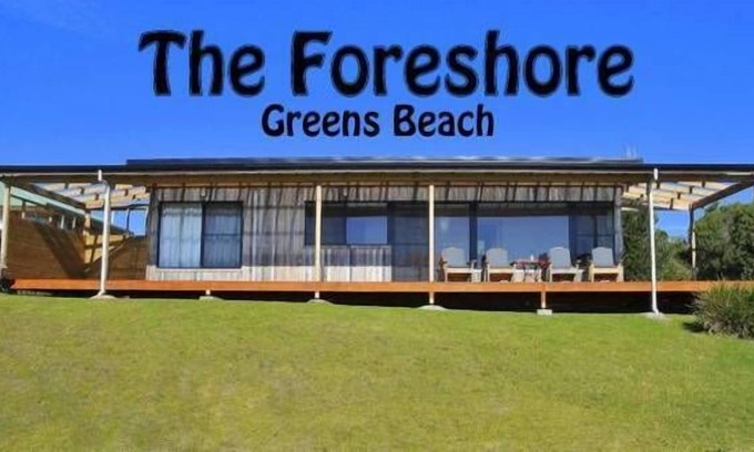Greens Beach Cottage | The Foreshore Greens Beach