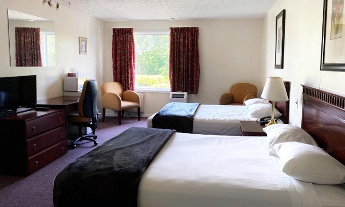 Fredericton Hotel | The Fort Nashwaak Motel