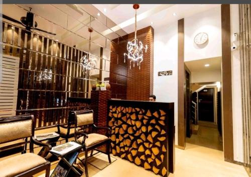 Fort Hotel | The Fountain Inn - Fort