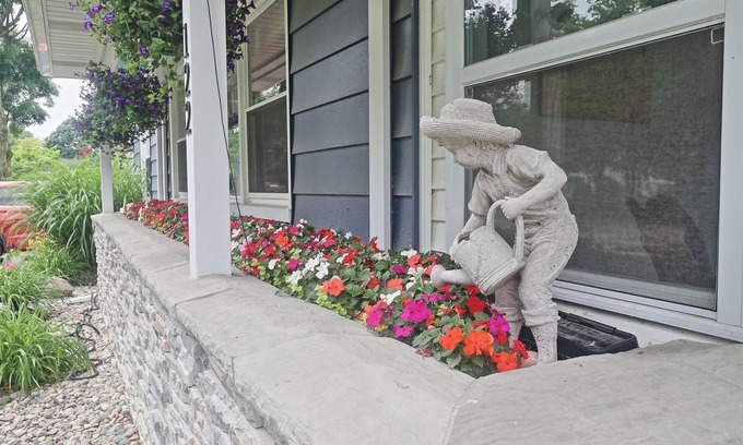 Frankenmuth House | The Frankenmuth Dawdy Haus - festival option
