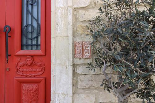 Ypsonas Apartment | The Fruit Suites Limassol