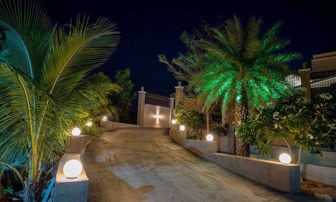 Dhari Hotel | The Gaj kesri Gir - Best Wildlife Resort in Gir