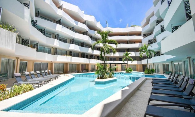 Downtown Apartment | The Gallery Condos Playa de Carmen