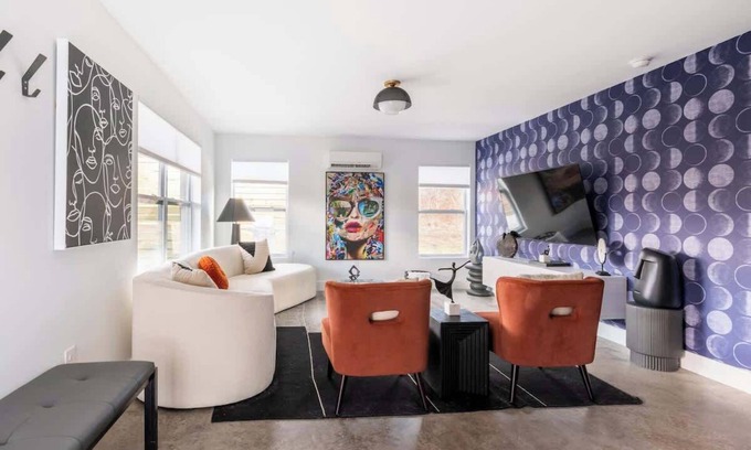 Ithaca House | The Gallery House- Hot Tub and Designer Home