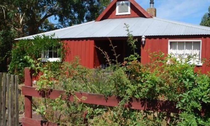 Featherston Cottage | The Gamekeeper's Cottage, Longwood