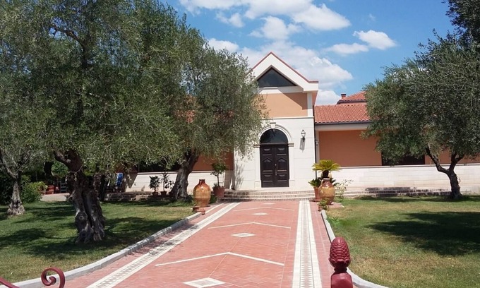 Cerignola House | The Garçonniere at Masseria Chiomenti - Artistic Loft&Pool
