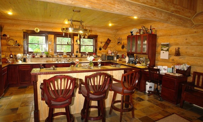 Kalispell Bed & Breakfast | The Garrison Inn