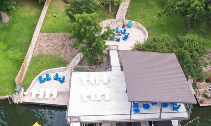 Burnet House | The Gathering Place on Lake LBJ