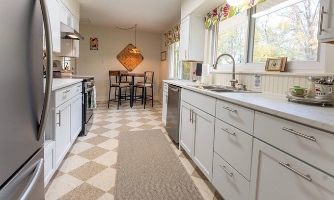 Corydon House | The Geneva Retreat