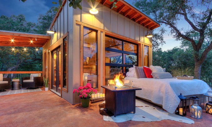 Hondo House | The Glass House | Hill Country Tiny Home Escape | Sleep Under the Stars