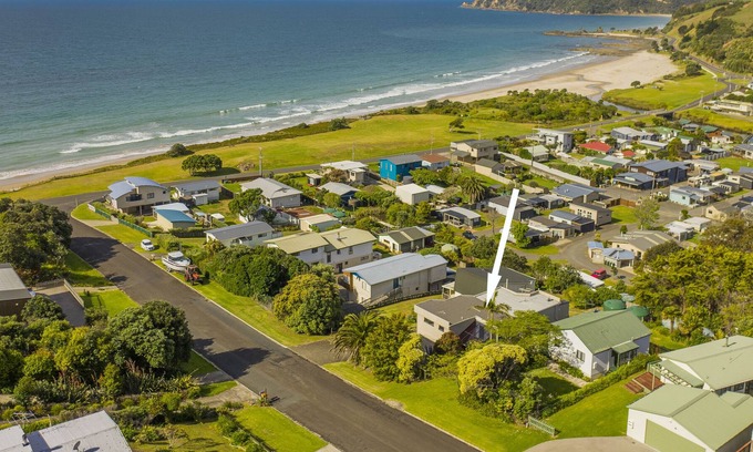 Kuaotunu Cottage | The Glass House - Kuaotunu Holiday Home