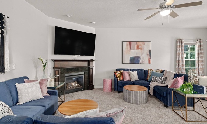 West Des Moines House | The Glenda! Sassy West Glen Home + Garage + TVs + WiFi + Electric Fireplace