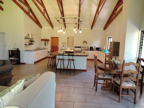 Nelspruit Apartment | The Goat House Farmstay