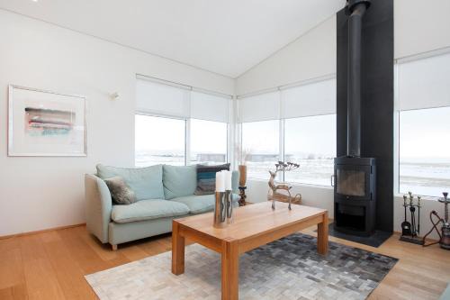 Skalafell Villa | The Golden Circle Lodge - Luxurious villa with Sauna