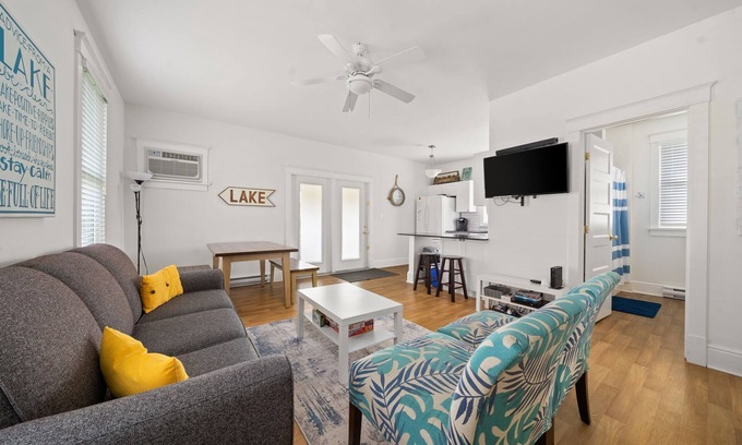 Cherry Valley House | The Goldfinch - 36 Meadow View