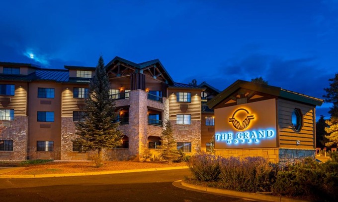 Tusayan Hotel | The Grand Hotel at the Grand Canyon