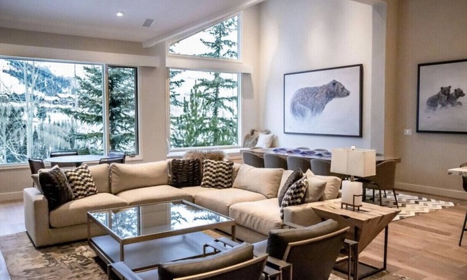 Deer Valley House | The Grand View-Gorgeous townhome and views, 5 min to Silver Lake Lodge & Stein