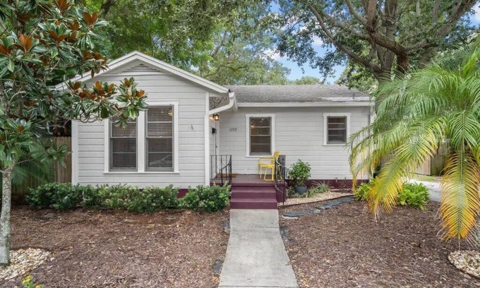 Historic Hyde Park North House | The Grande Hyde Out | Hyde Park Home + InLaw Suite