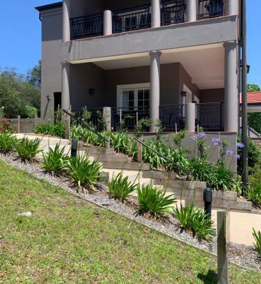 Salamander Bay Apartment | The Grande Port Stephens Luxurious golf and beach getaway on Horizons Golf Resort