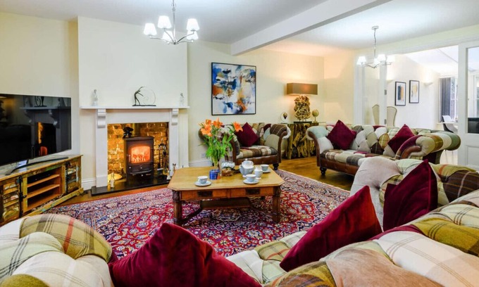 West Runton House | The Grange - Three Bedroom House, Sleeps 6