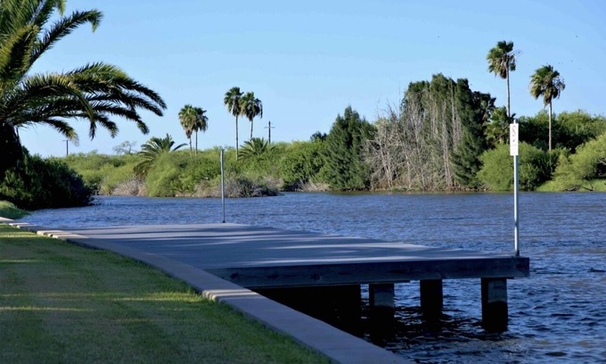 Los Fresnos House | The Great Escape