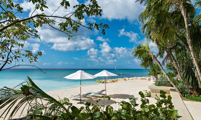 Little Battaleys Villa | The Great House - Twelve Bedroom Villa, Sleeps 30
