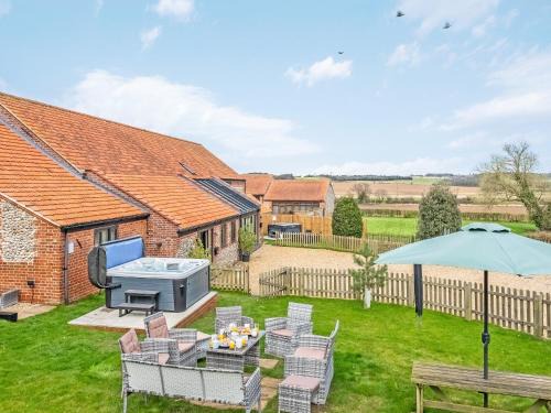 Gimingham House | The Great South Barn - Ukc2527