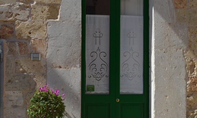 Tricase Apartment | The Green Door - apartment located in Piazza Sant'Eufemia in Tricase - Lecce-.