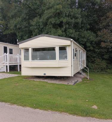Newquay House | The Green - Summer Breeze