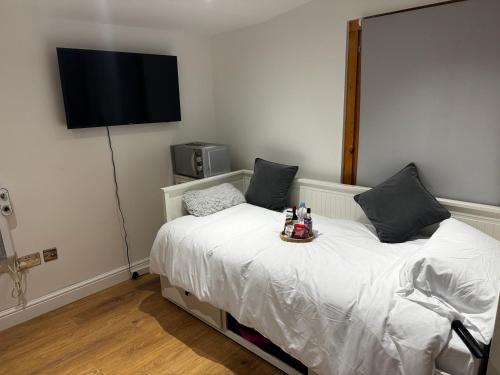 Barnehurst Apartment | The Grove self-contained Garden Suite
