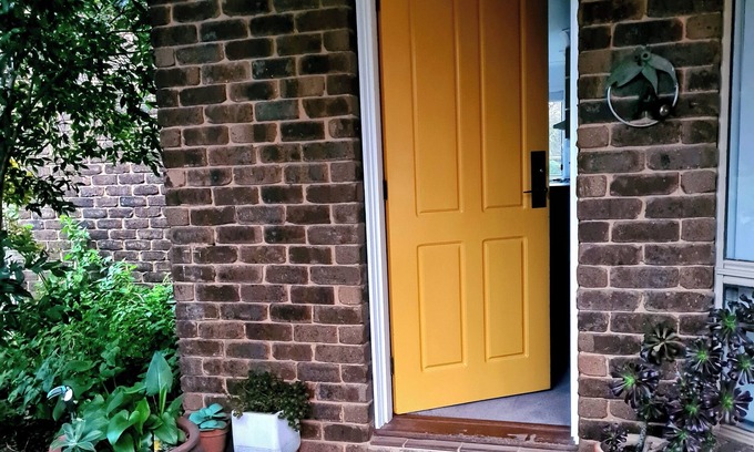 Lake Albert Apartment | "The Gums" peaceful & private cottage close to amenities & beautiful Lake Albert