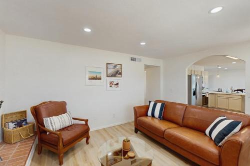 Groves Lincoln Park House | The Happy Hacienda