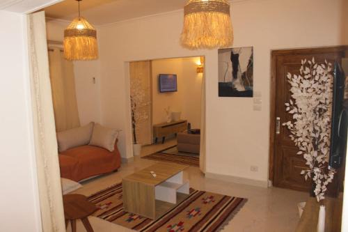 Shurtah al-Dakhlah Apartment | The Happy Home